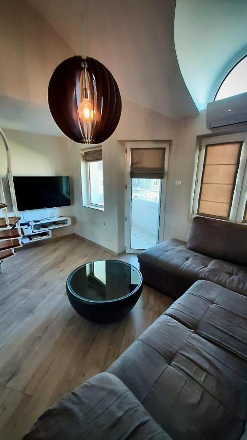 Centrally Located Apartment In Varna Exteriér fotografie