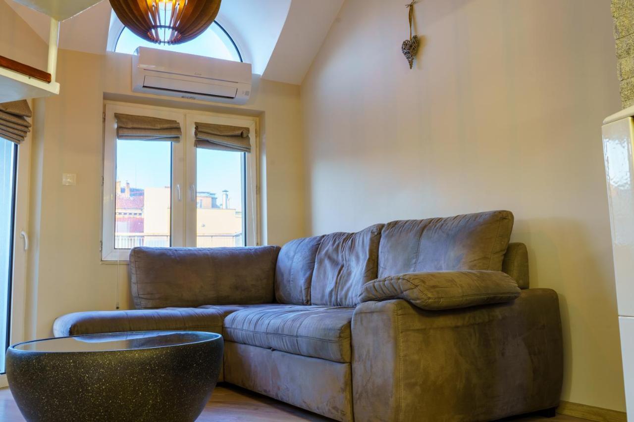 Centrally Located Apartment In Varna Exteriér fotografie